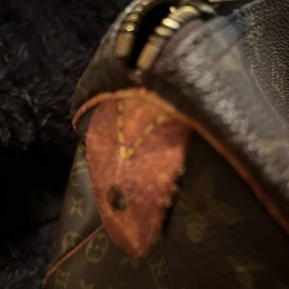 Authentic Louis Vuitton Speedy 40( retired ) my favorite❤️ - Picture 5 of 14